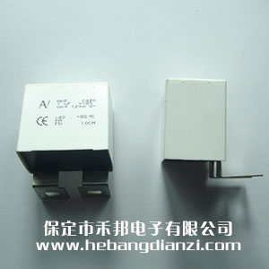 ŵ1uF  1200V